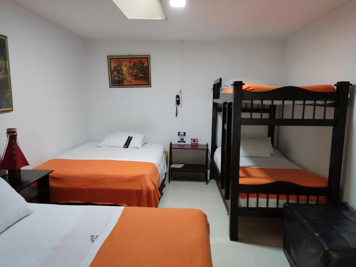 Hotel Mirador Plaza Pereira Eksteriør bilde
