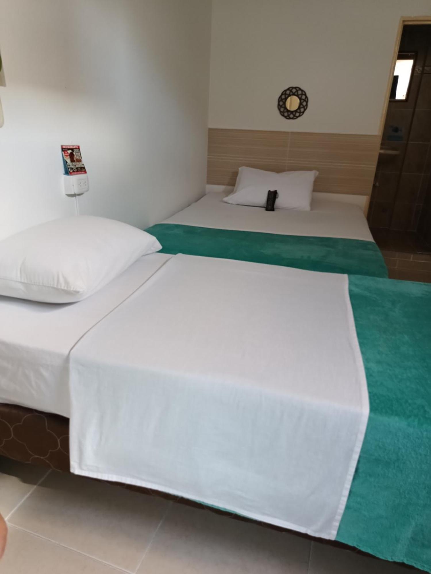 Hotel Mirador Plaza Pereira Eksteriør bilde